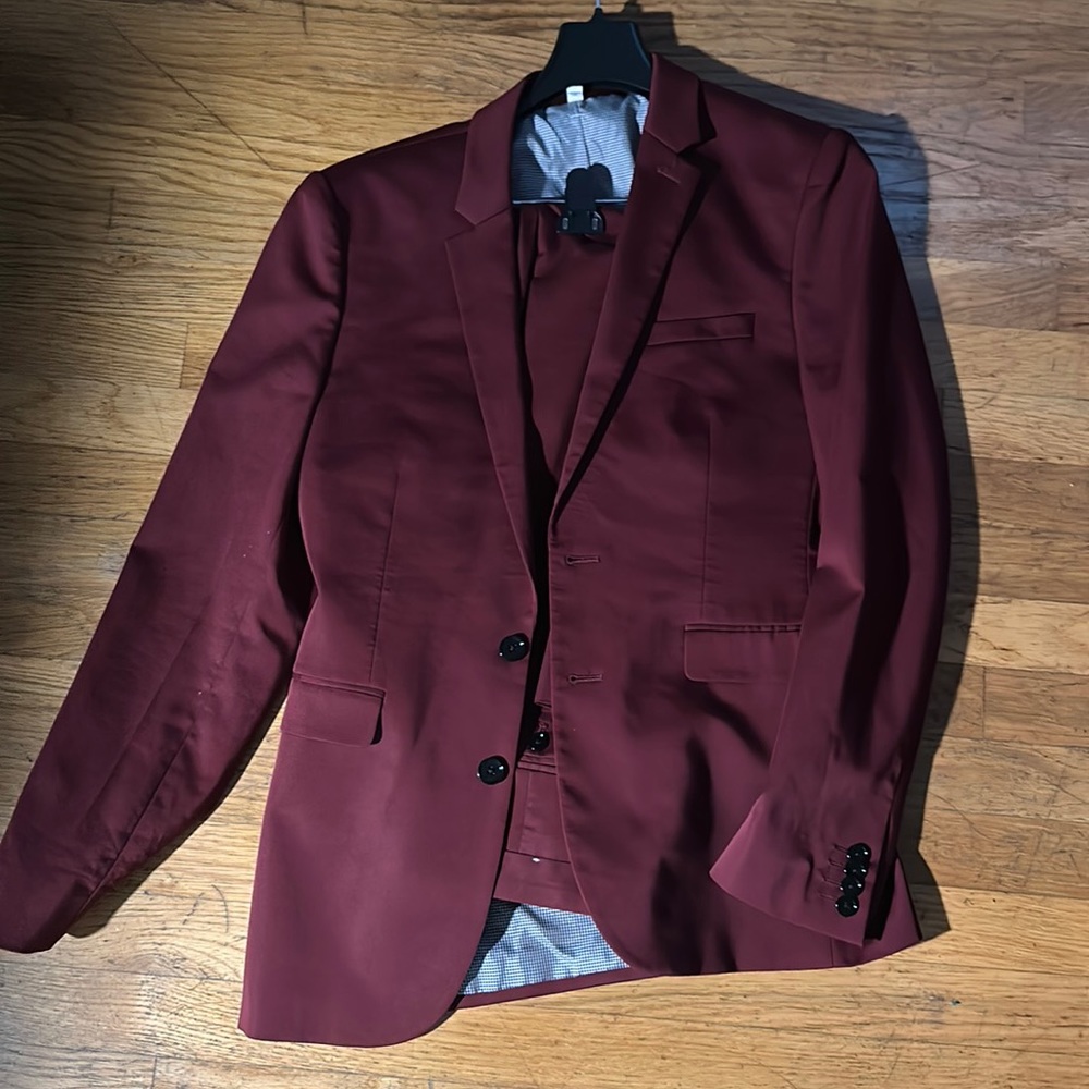 Burgundy red express slim suit